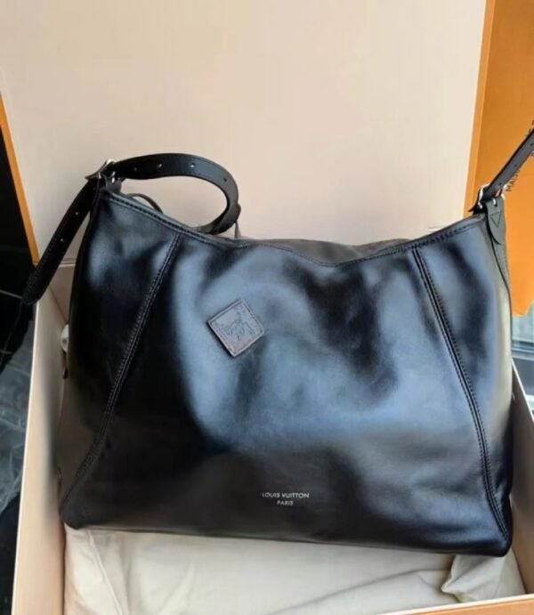 Louis Vuitton carryall Dark