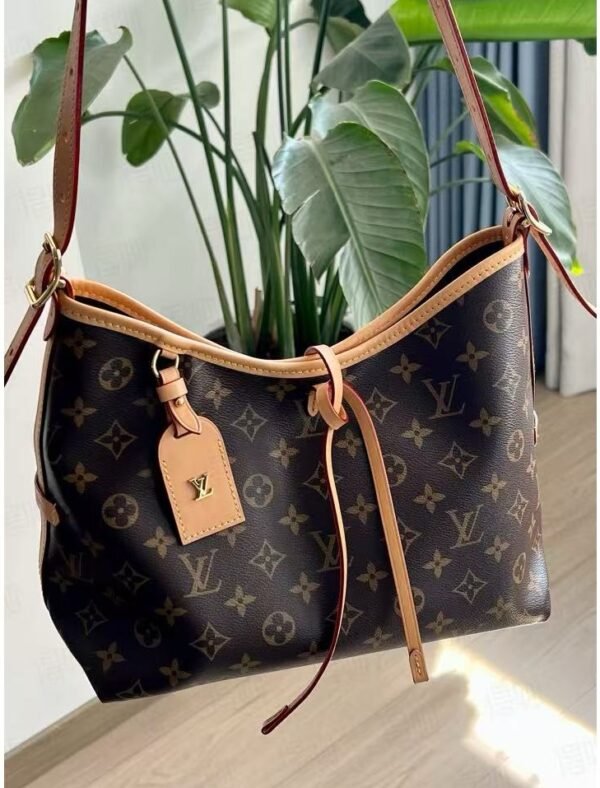 LOUIS VUITTON Carryall PM